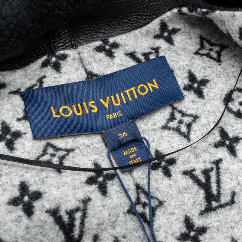 Louis Vuitton Size 36 Wrap Coat Shearling/Wool Black