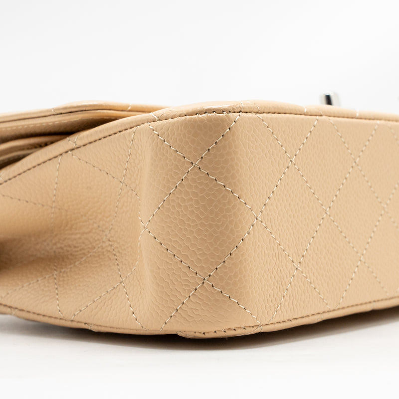 Chanel Medium Classic Double Flap bag caviar beige SHW (microchip)