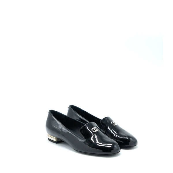 Chanel Size 35.5 Loafer with Pearl/Patent Black SHW