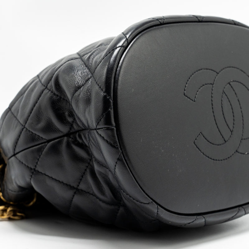 Chanel 22p Drawstring Bucket Bag Lambskin Black GHW (Microchip)
