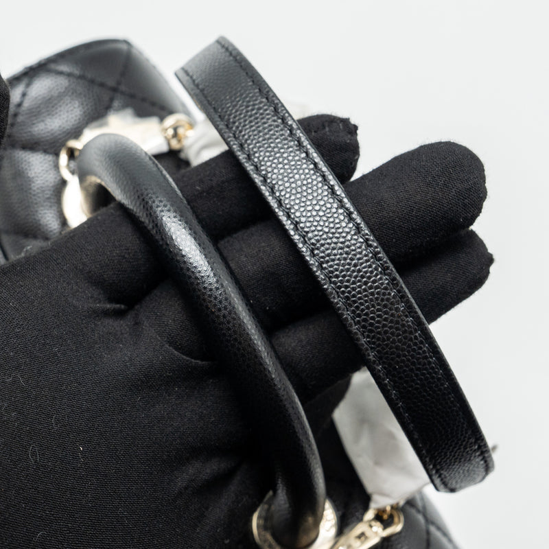 Chanel Small Coco Handle Caviar black LGHW (microchip)