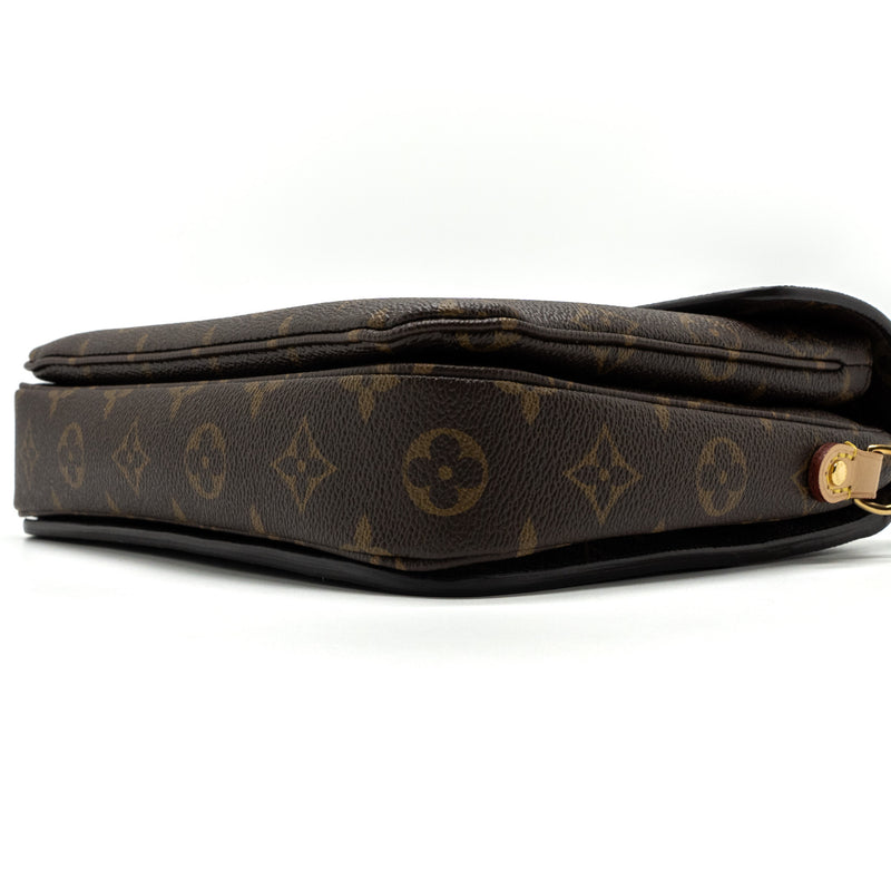 Louis Vuitton pochette Métis monogram canvas GHW