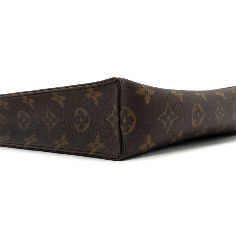 Louis Vuitton toiletry pochette monogram canvas GHW