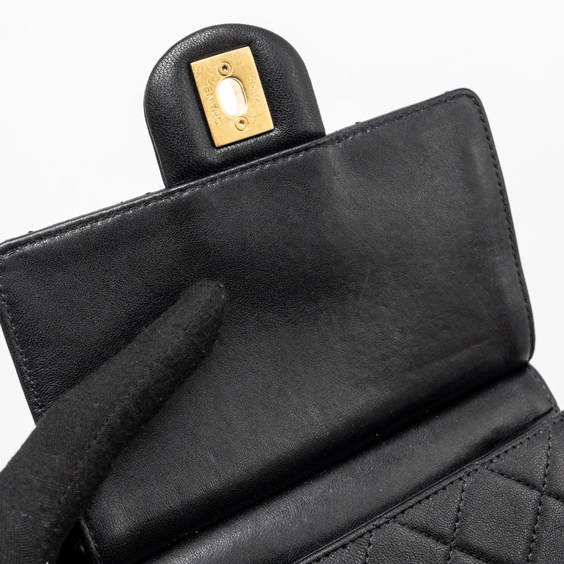 Chanel Pearl chain quilted vertical flap bag lambskin black GHW