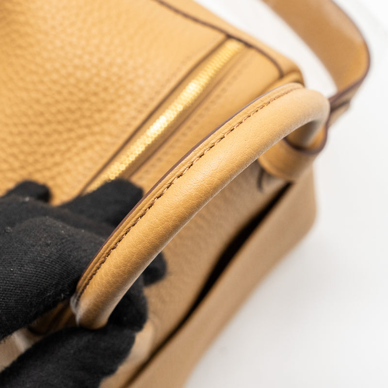 Hermes Lindy 26 Clemence Biscuit GHW Stamp B