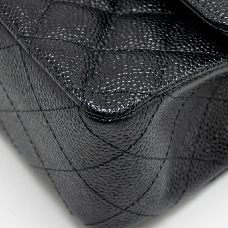 Chanel Medium Classic Double Flap Bag caviar black GHW