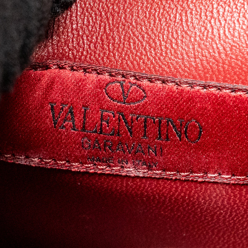 Valentino Garavani Rockstud Flap Bag Calfskin Red GHW
