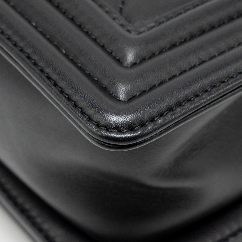 Chanel Small Boy Bag Calfskin Black GHW (microchip)