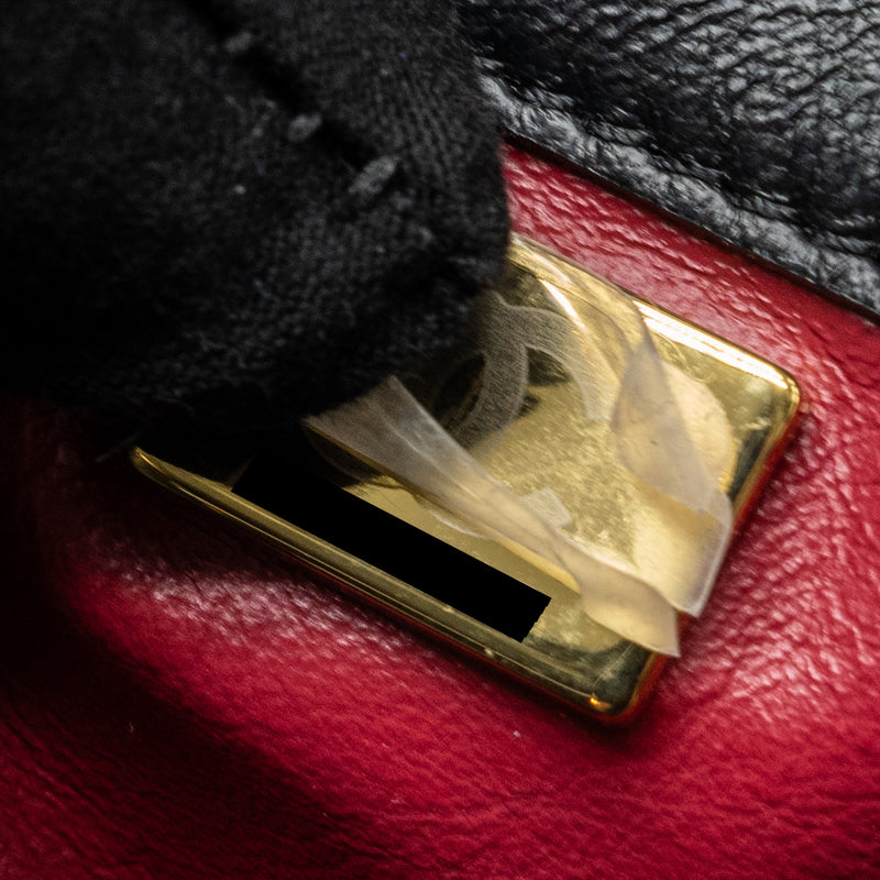 Chanel 22p Drawstring Bucket Bag Lambskin Black GHW (Microchip)
