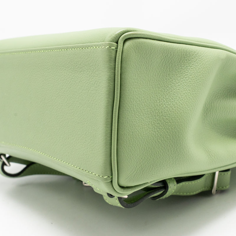 Hermes Kelly Ado backpack evercolor vert criquet / gris pearl SHW stamp Y