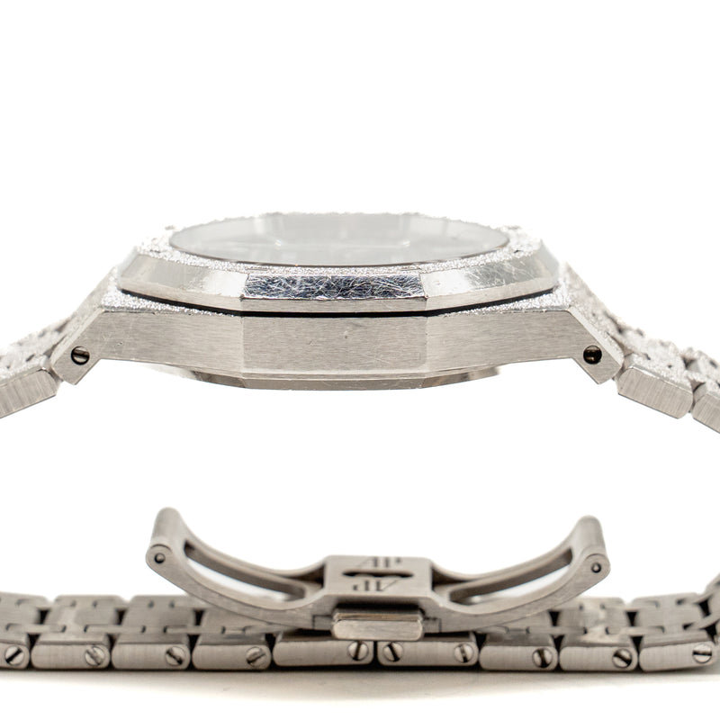 Audemars Piguet Royal Oak 37mm Frosted White Gold, Black Dial, Model: 15454BC.GG.1259BC.03