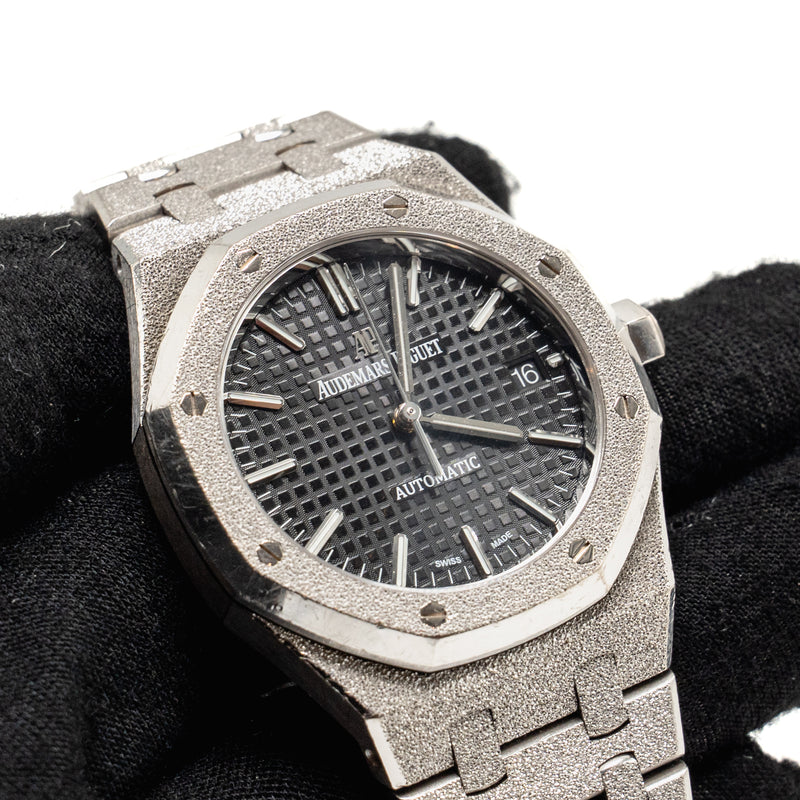 Audemars Piguet Royal Oak 37mm Frosted White Gold, Black Dial, Model: 15454BC.GG.1259BC.03