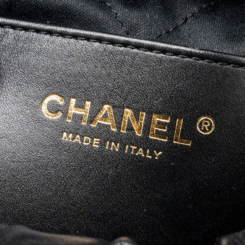 Chanel mini 22 bag shiny calfskin black GHW (microchip)
