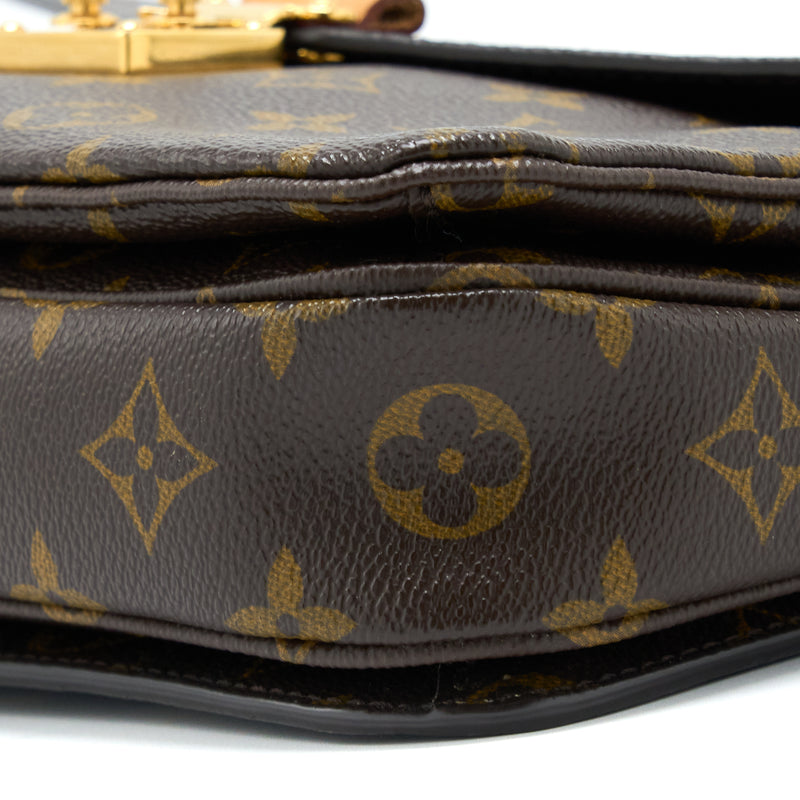 Louis Vuitton Pochette Métis Monogram Canvas GHW