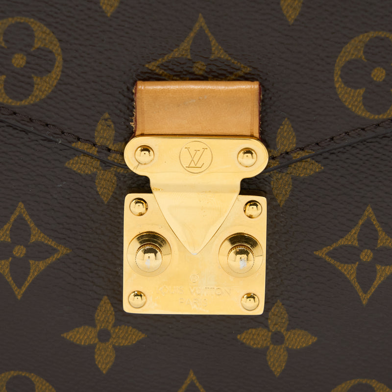 Louis Vuitton Pochette Métis Monogram Canvas GHW