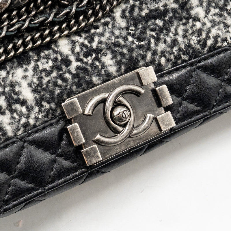 Chanel Multi Chain Boy Bag Calfskin/Tweed Black SHW