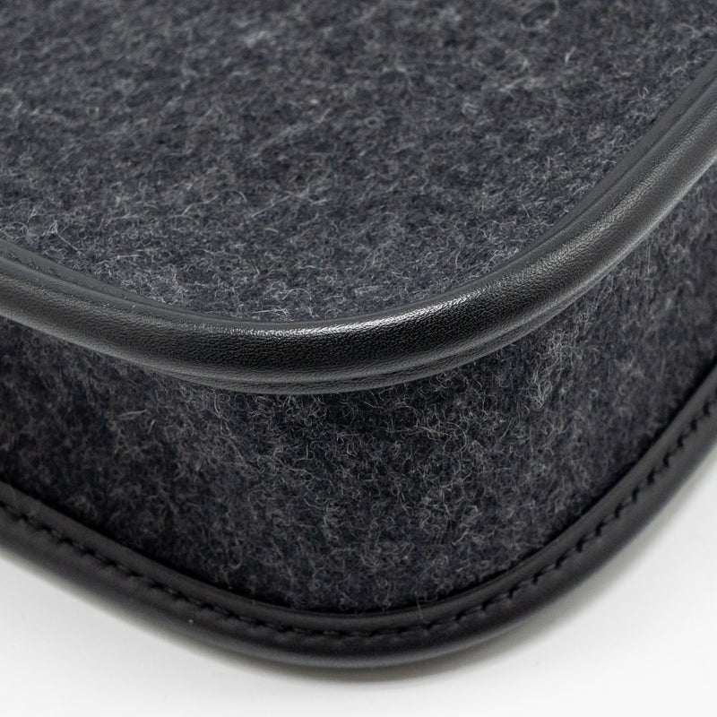 Hermes Mini Evelyne Feutre/Swift/Sangle Wool Graphite/Black SHW Stamp U