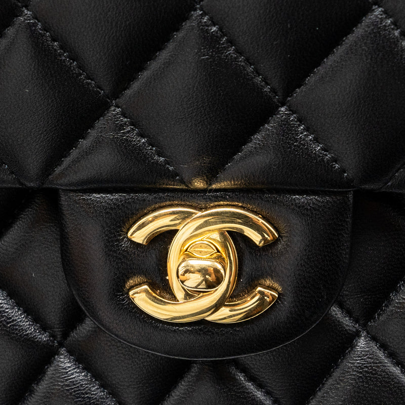 CHANEL Jumbo Classic Single Flap Lambskin Shoulder Bag Black