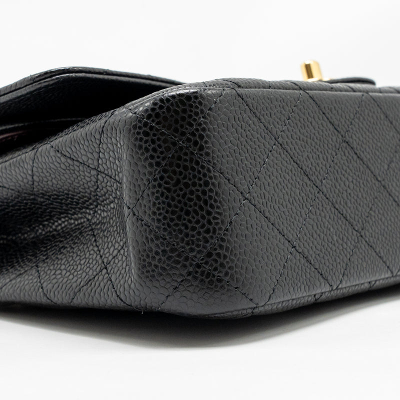 Chanel MEDIUM Classic Double Flap Bag Caviar Black GHW
