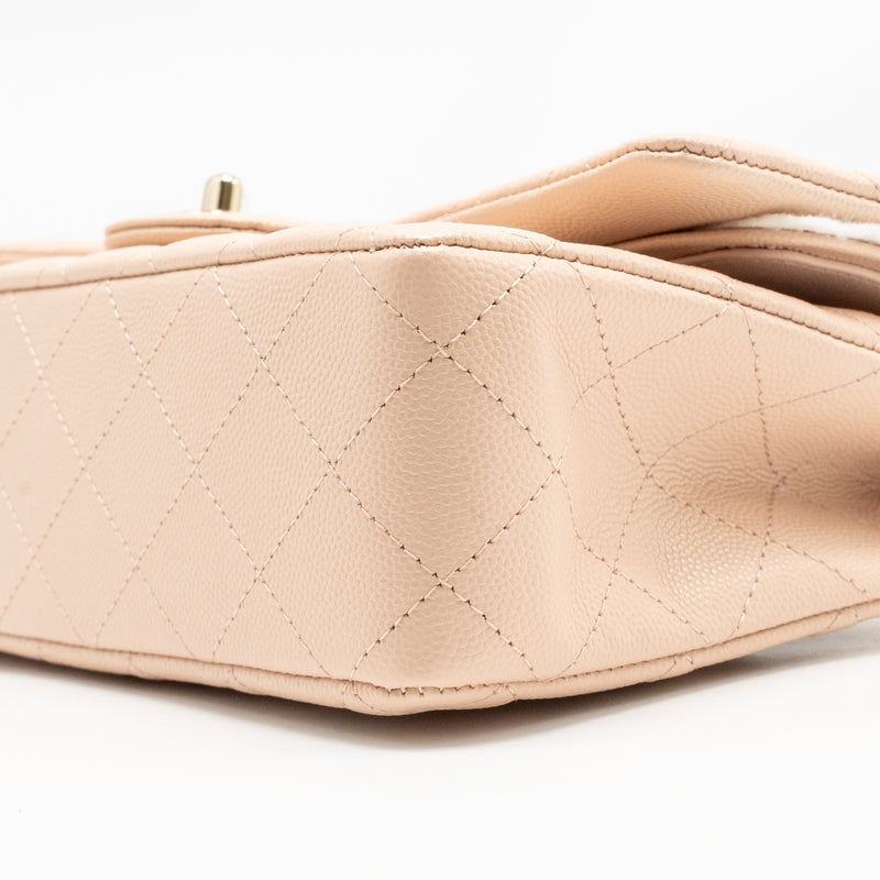 Chanel Medium Classic Double Flap Bag Caviar Light Pink LGHW (Microchip)