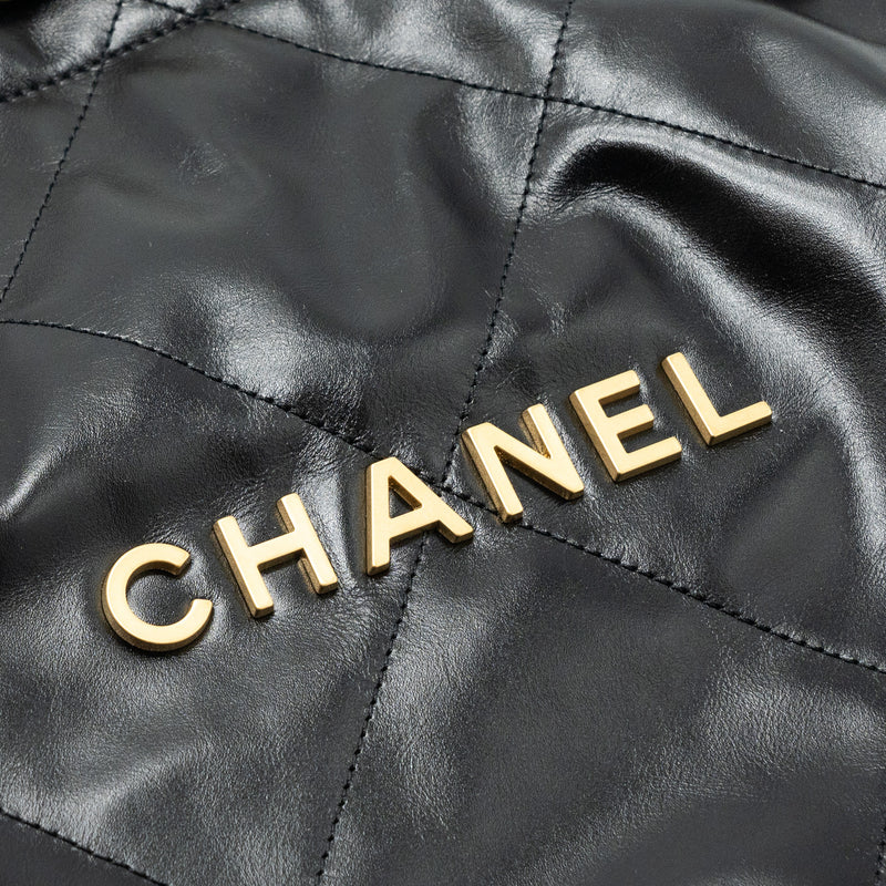 Chanel 24C 22 Bag Calfskin Black GHW (microchip)