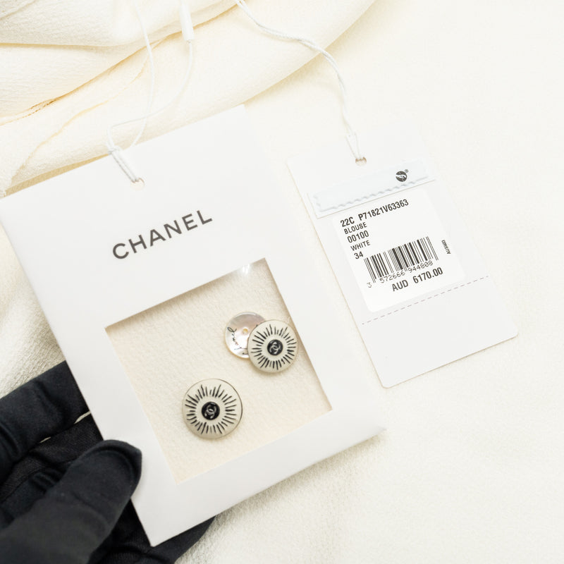 CHANEL Size 34 22C Runway Silk Crepe Blouse White