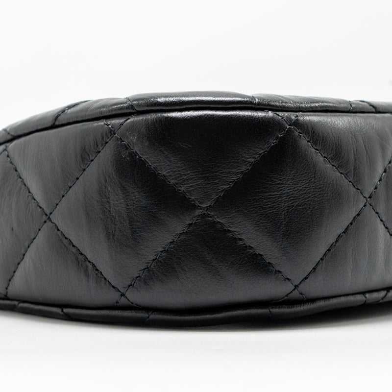 Chanel 23K Small 19 Hobo Shoulder Bag Calfskin Black GHW (Microchip)