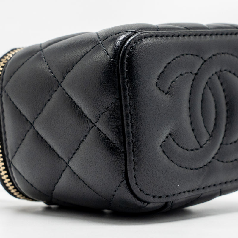 Chanel Pearl Crush Mini Vanity with Chain Lambskin Black GHW (Microchip)