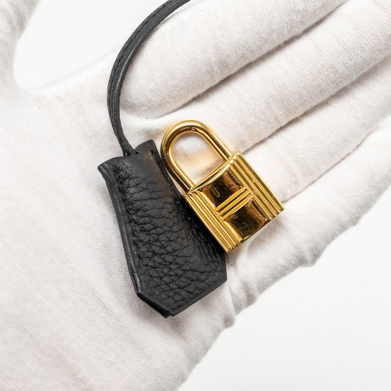 Hermes Kelly 32 Togo Black GHW Stamp Square R
