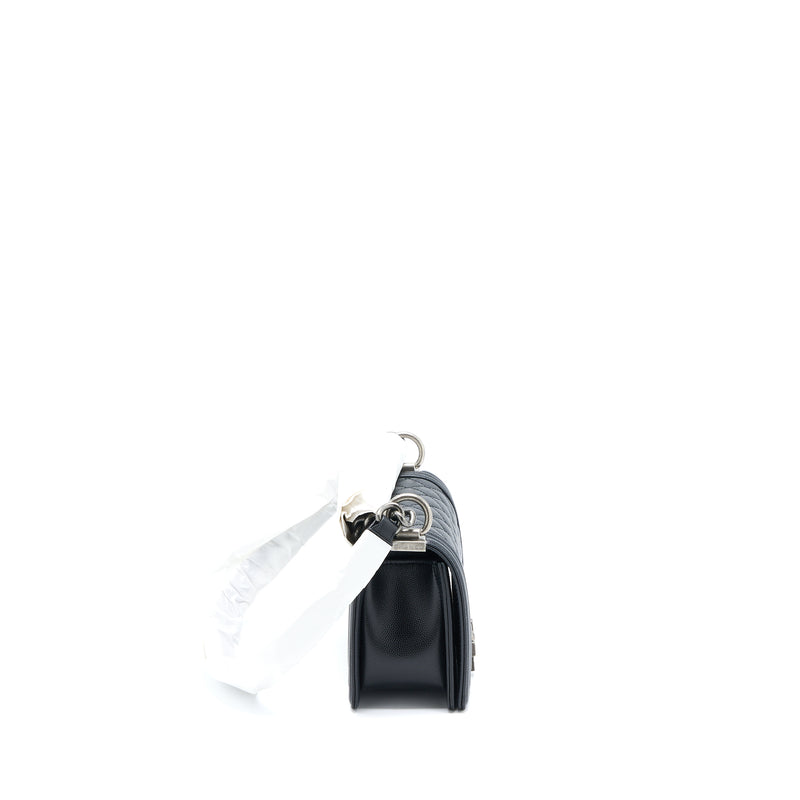 Chanel Small Boy Bag Caviar Black Ruthenium SHW (Microchip)
