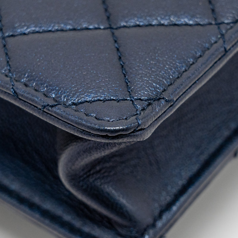 Chanel pearl decorated quilted flap bag lambskin navy GHW