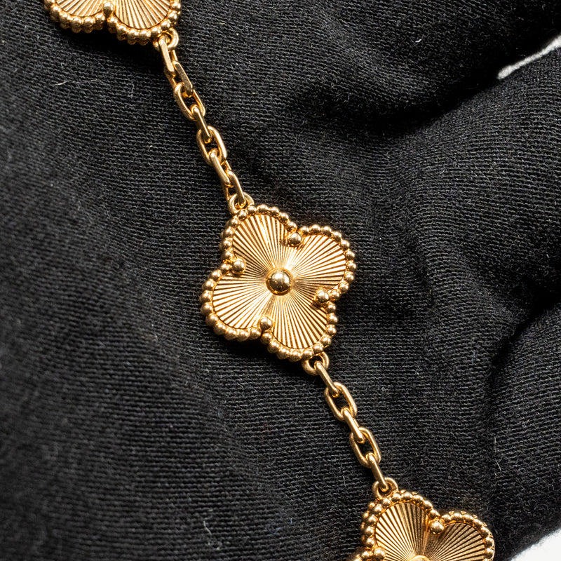 Van Cleef & Arpels Vintage Alhambra Bracelet 5 Motifs Yellow Gold
