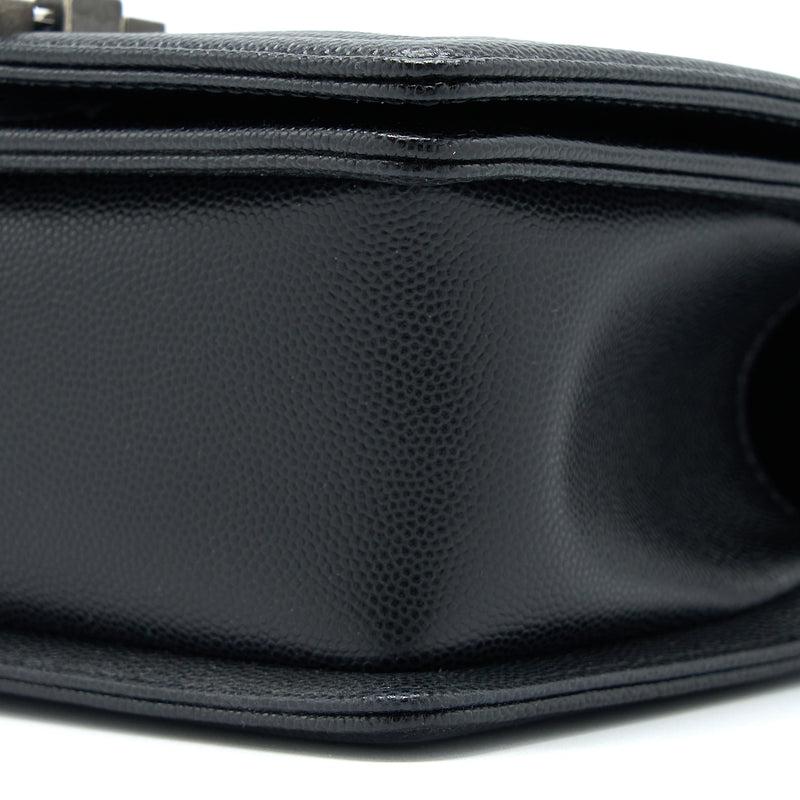 Chanel Small Boy Bag Caviar Black Ruthenium SHW (Microchip)
