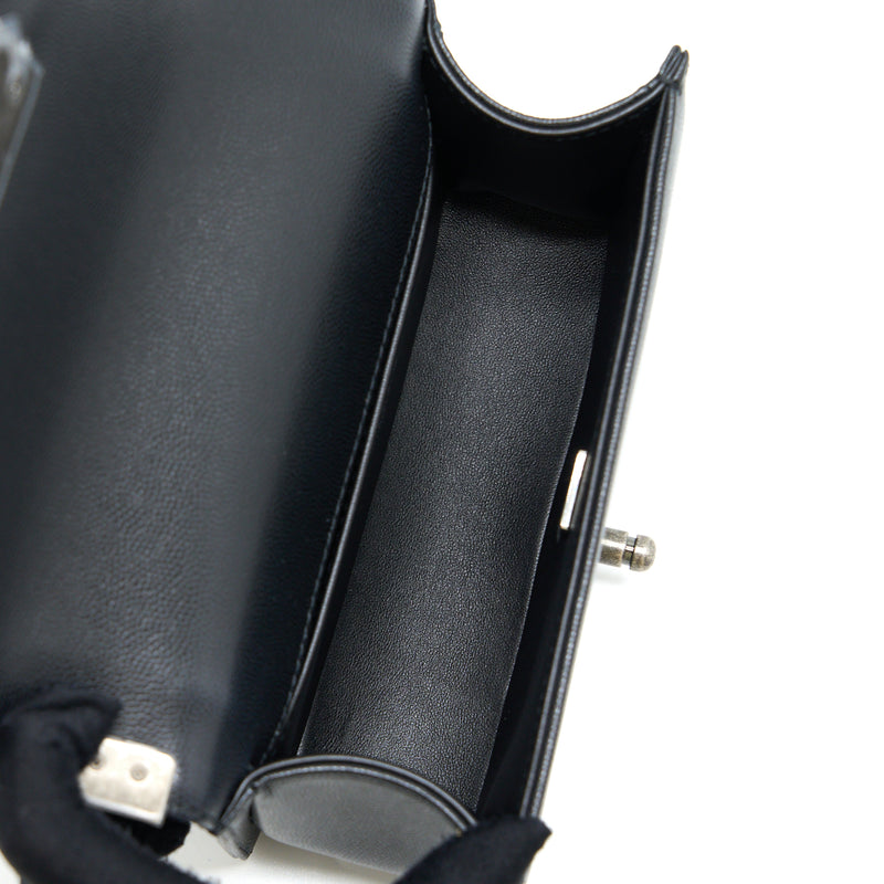 Chanel Small Boy Bag Caviar Black Ruthenium SHW (Microchip)