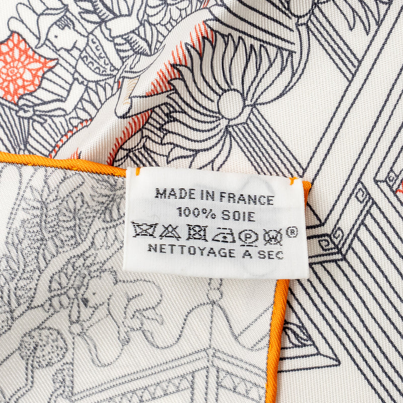 Hermes 90cm Silk Scarf Animapolis White / Multicolour