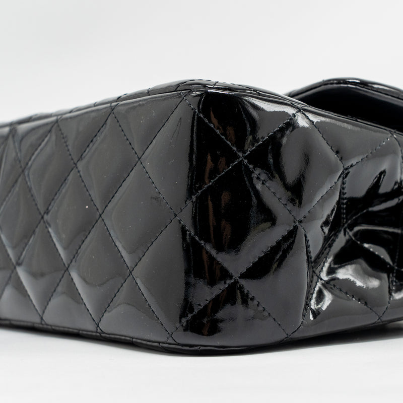 CHANEL Jumbo Classic Double Flap Bag Patent Black SHW