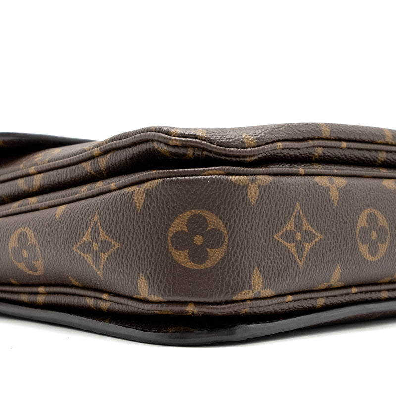 Louis Vuitton Pochette Métis monogram canvas with GHW