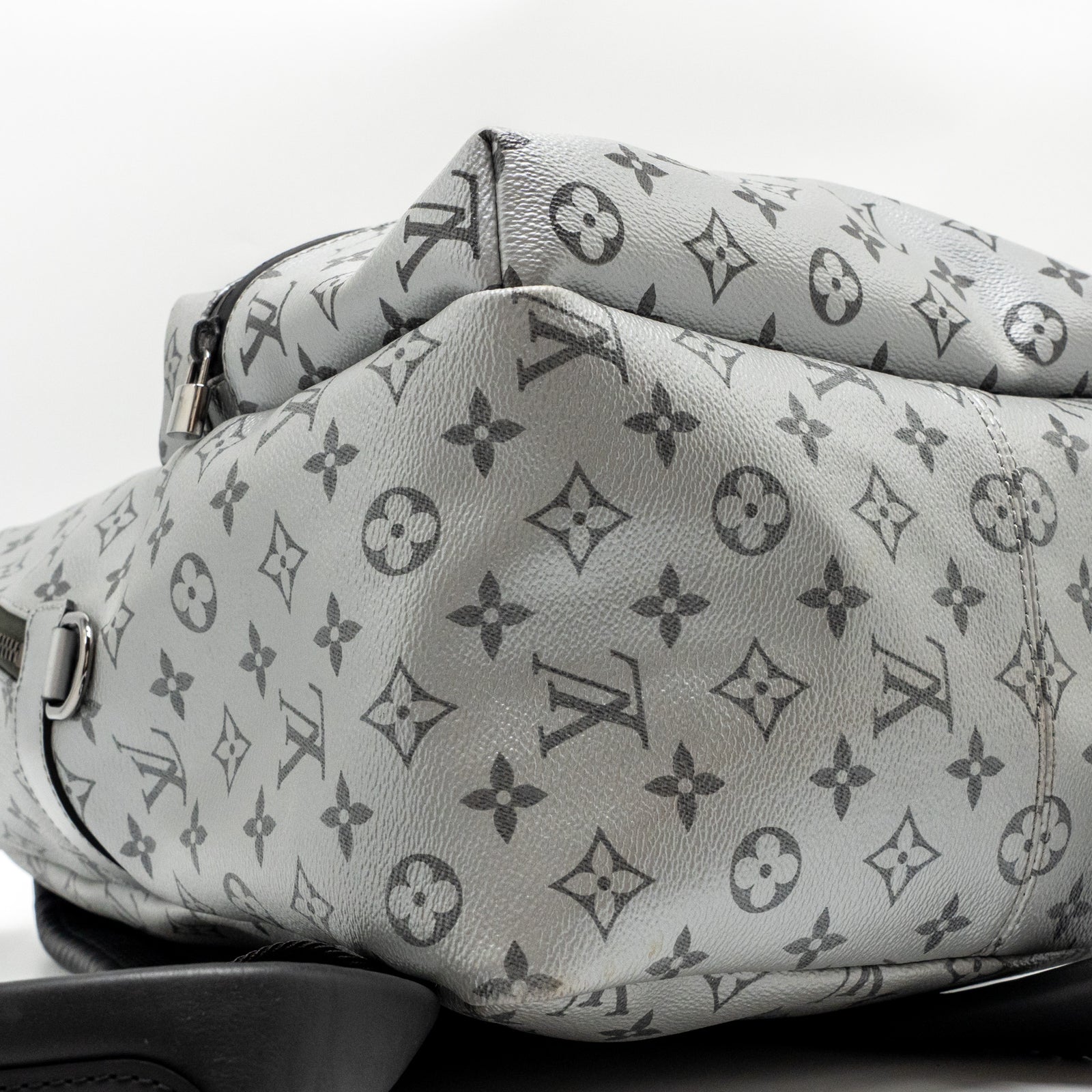 louis vuitton apollo backpack silver Louis Vuitton backpack Apollo monogram canvas silver / black SHW