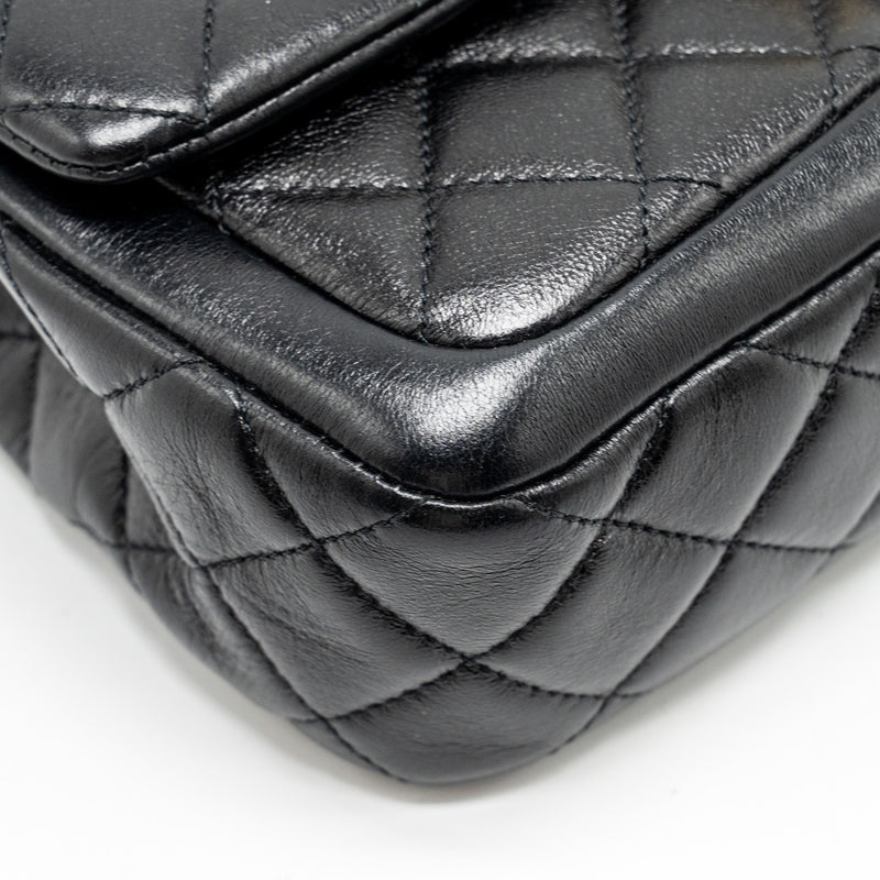 Chanel Quilted Flap Bag Lambskin Black GHW (Microchip)