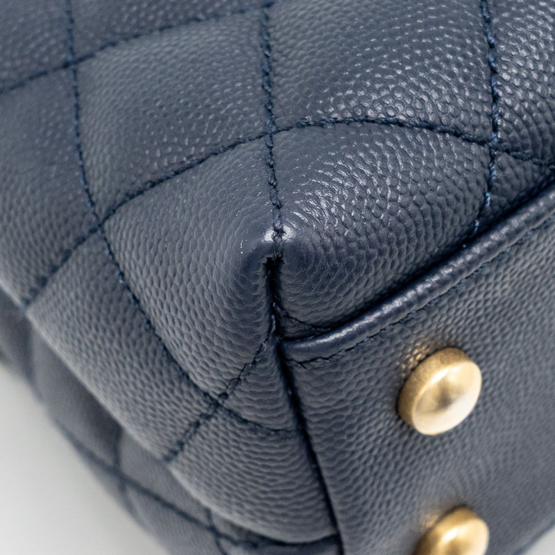 Chanel Small Coco Handle Caviar Navy GHW