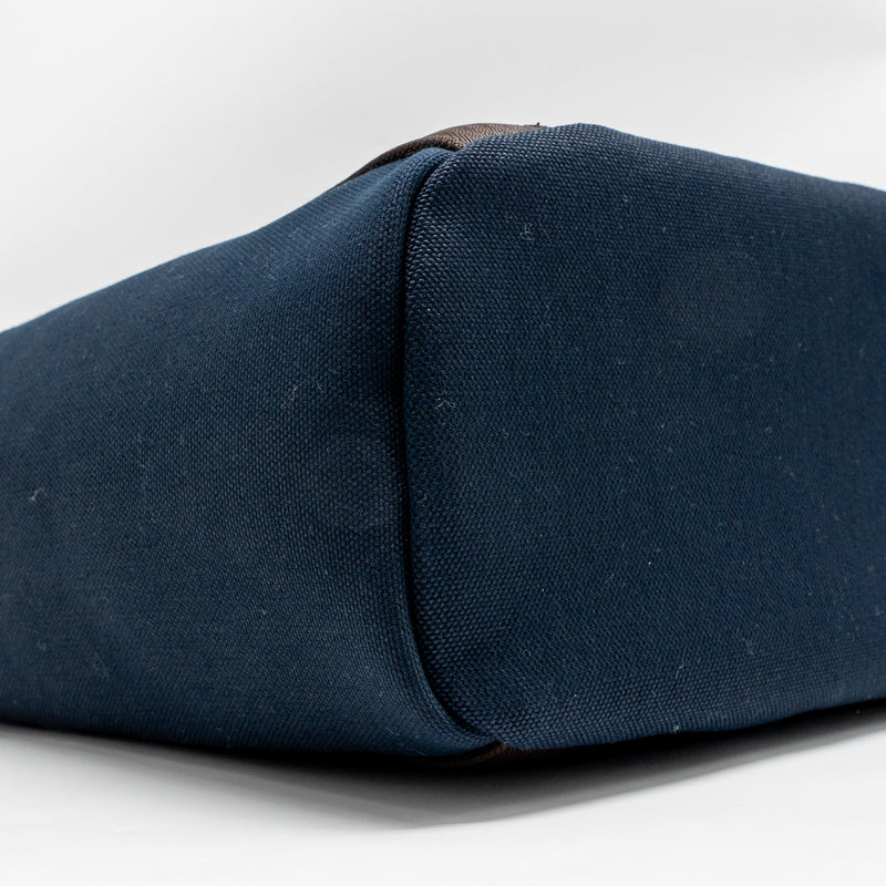 Hermes The Grooming Bag Canvas Bleu Navy/Feu SHW Stamp K
