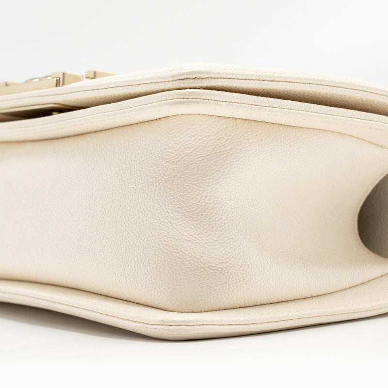 Chanel Small boy bag caviar white LGHW