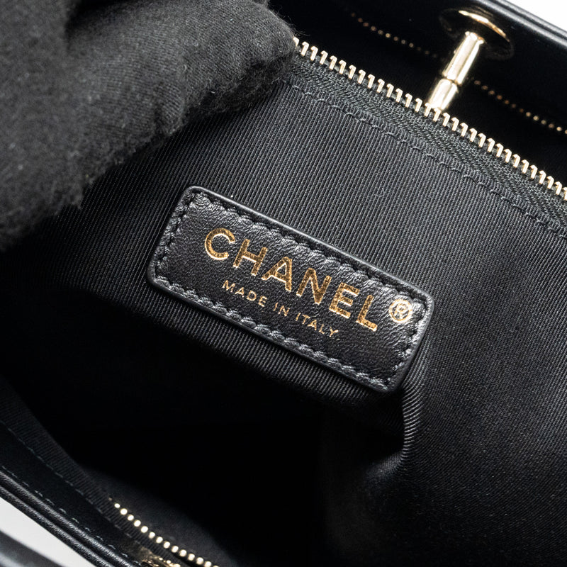 Chanel Large 31 Bag Calfskin Black LGHW