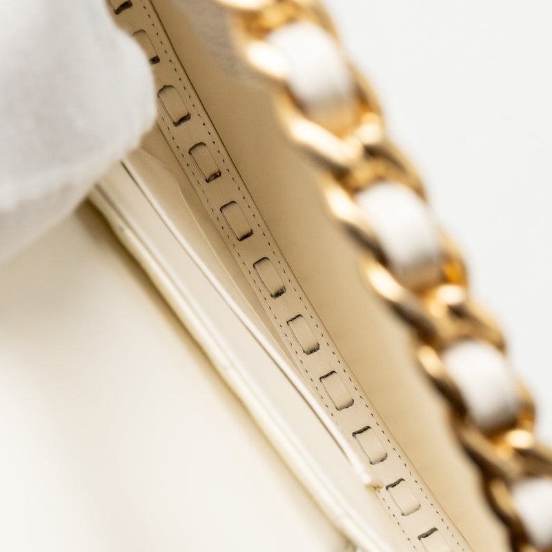 Chanel round clutch patent leather white GHW (microchip)