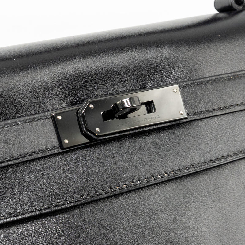 Hermes Kelly 32 Box So Black Stamp Square N