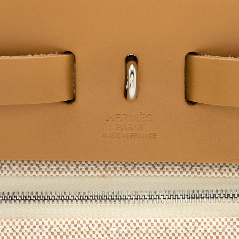 Hermes Herbag Zip 31 Toile En Relief Canvas/Leather Brides Sable/Ecru Beige/Nat Sable SHW Stamp Z