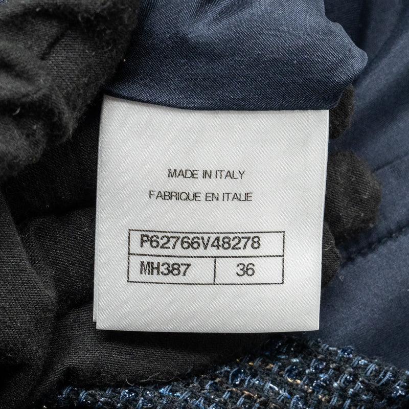 Chanel size 36 Knee-length shorts tweed black