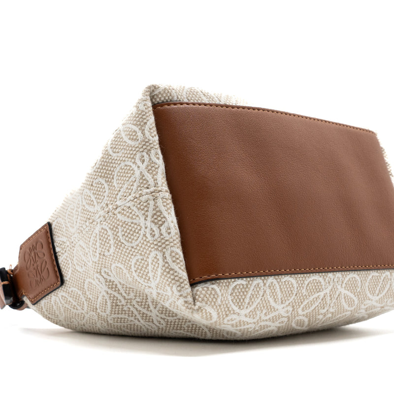 Loewe small Cubi bag anagram jacquard / calfskin beige / brown GHW