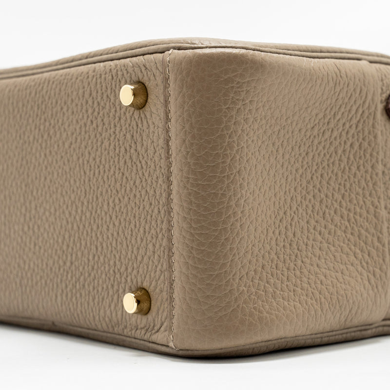 Hermes mini Lindy Clemence Etoupe with Chai-Nata-Blue Brume Strap GHW Stamp W