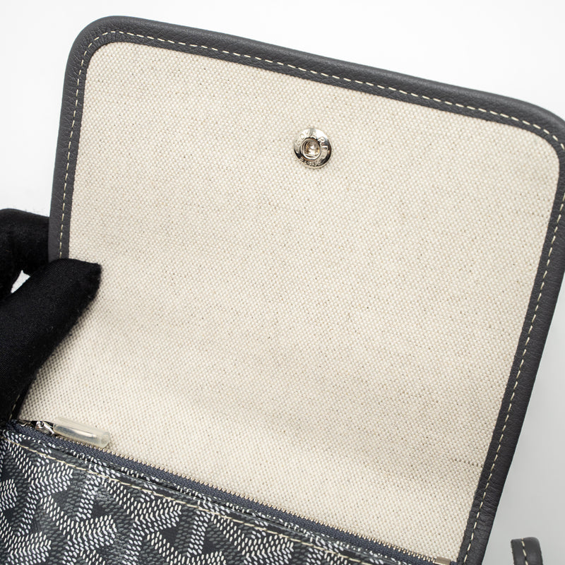 Goyard Grey Goyardine Canvas and Chevroches Calfskin Plumet Pocket Wallet (Like New), Womens Handbag